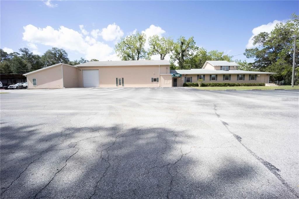 Active With Contract: $1,950,000 (0 beds, 0 baths, 9629 Square Feet)