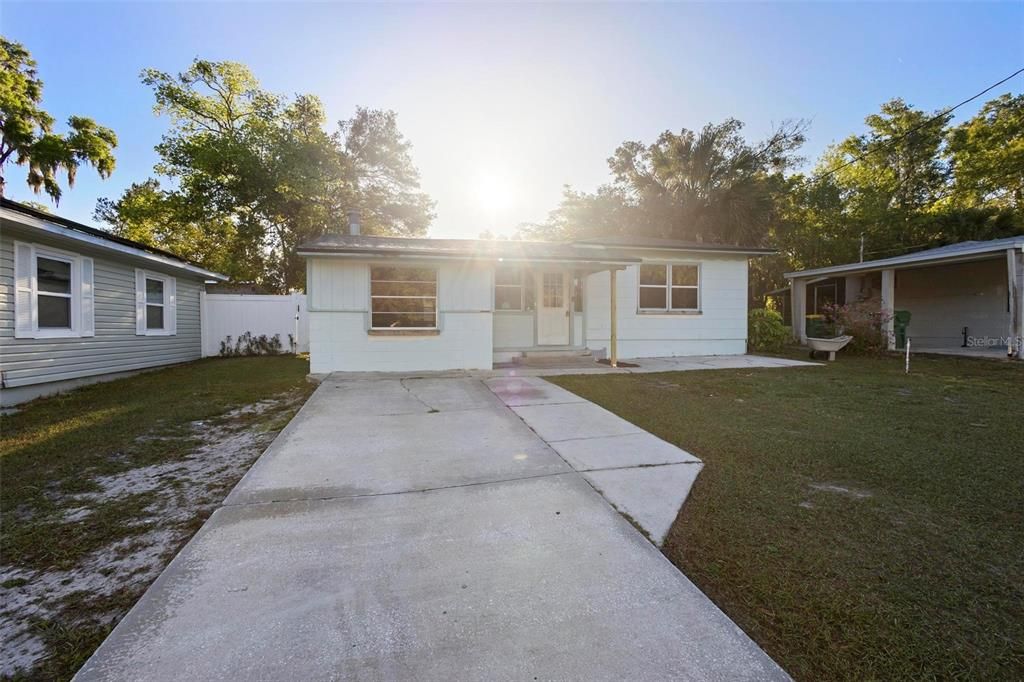 En Venta: $210,000 (2 camas, 2 baños, 1564 Pies cuadrados)