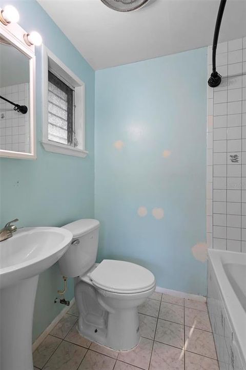 En Venta: $210,000 (2 camas, 2 baños, 1564 Pies cuadrados)