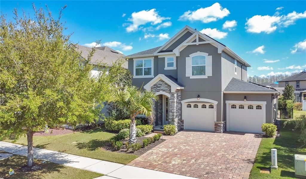 Vendido Recientemente: $675,000 (4 camas, 2 baños, 2077 Pies cuadrados)