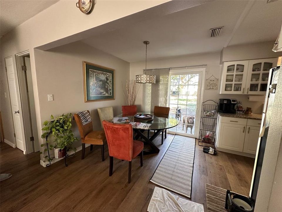 待售: $279,800 (0 贝兹, 0 浴室, 1692 平方英尺)