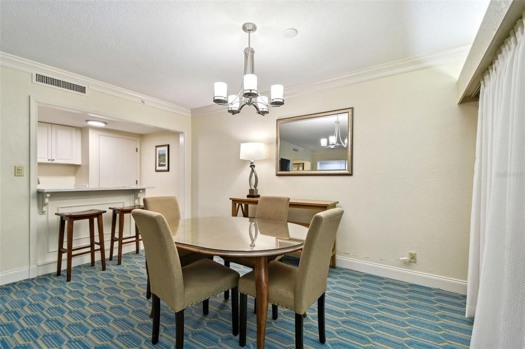 For Sale: $404,900 (2 beds, 2 baths, 1210 Square Feet)