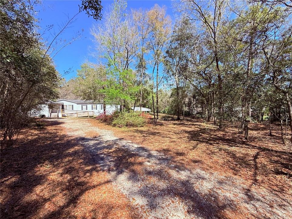 Под контрактом: $210,000 (4 спален, 2 ванн, 2152 Квадратных фут)