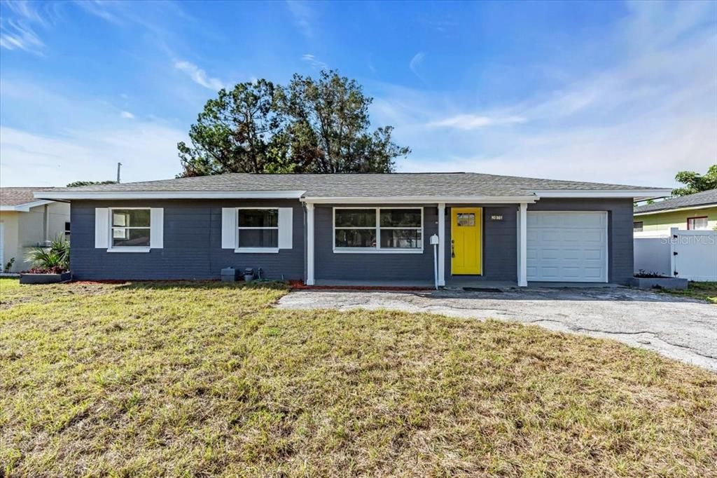 Недавно продано: $325,000 (3 спален, 1 ванн, 1032 Квадратных фут)