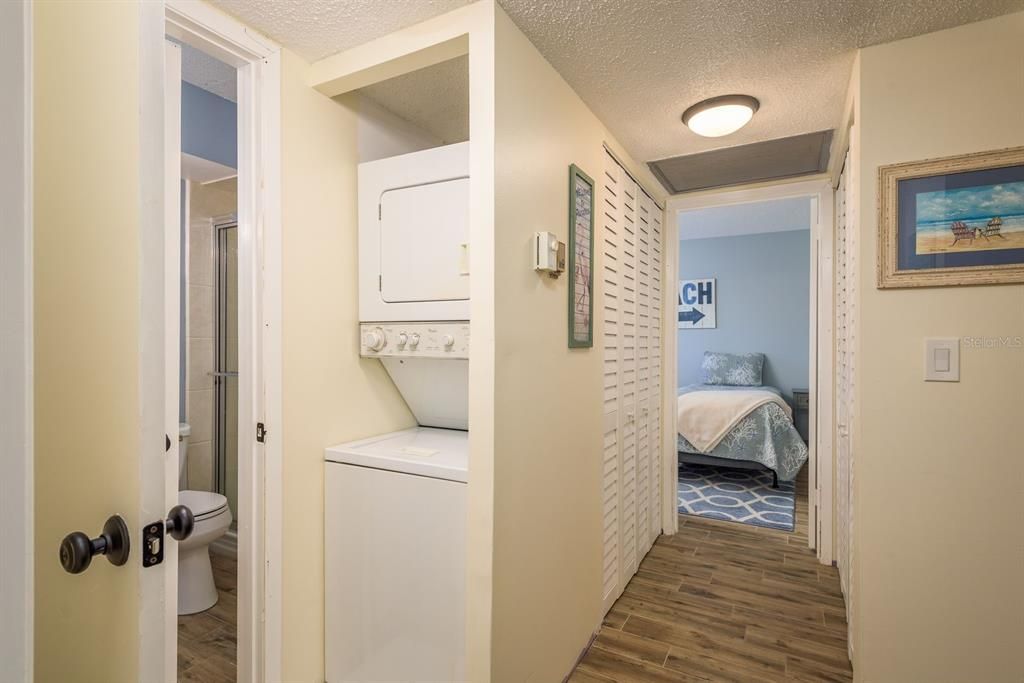 Под контрактом: $139,900 (2 спален, 1 ванн, 857 Квадратных фут)