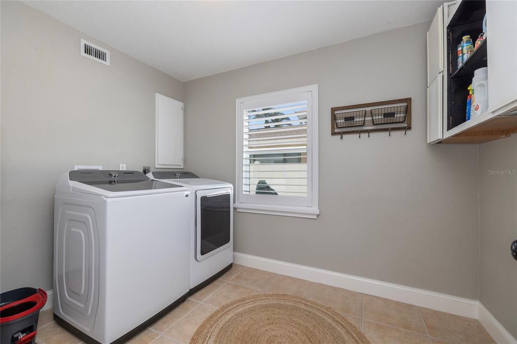 Lower-lever Laundry Room