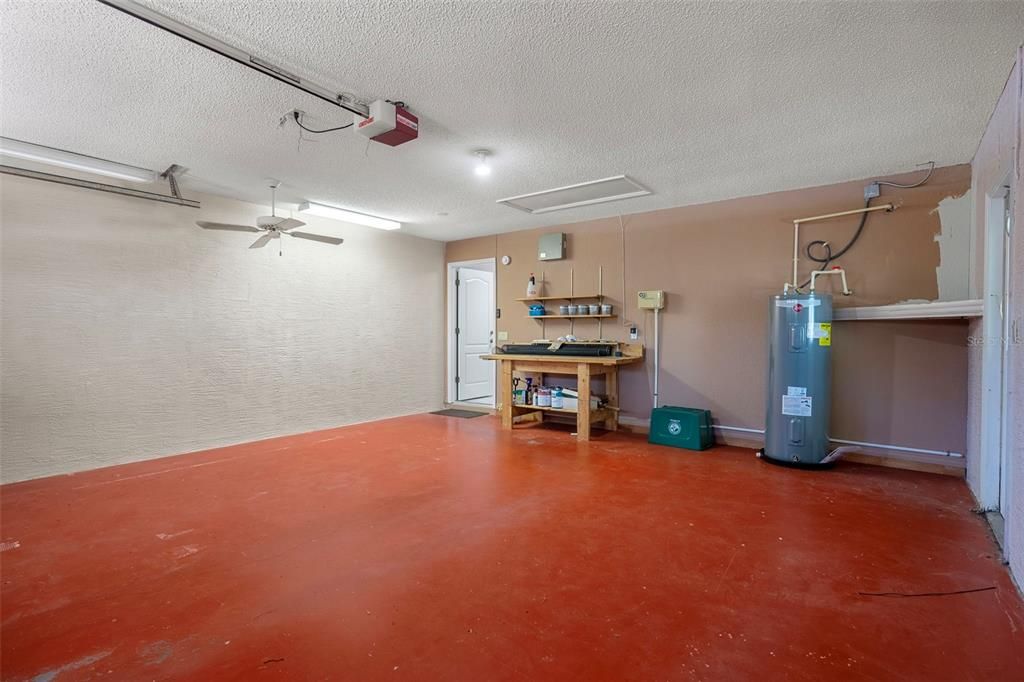 Active With Contract: $337,900 (4 beds, 2 baths, 2141 Square Feet)