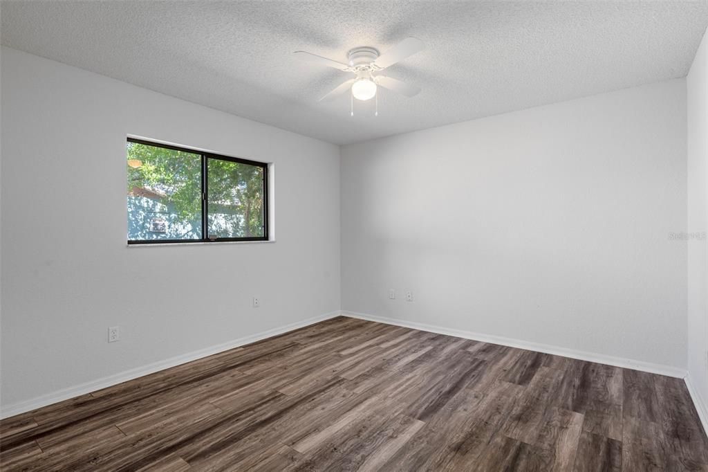 Active With Contract: $337,900 (4 beds, 2 baths, 2141 Square Feet)