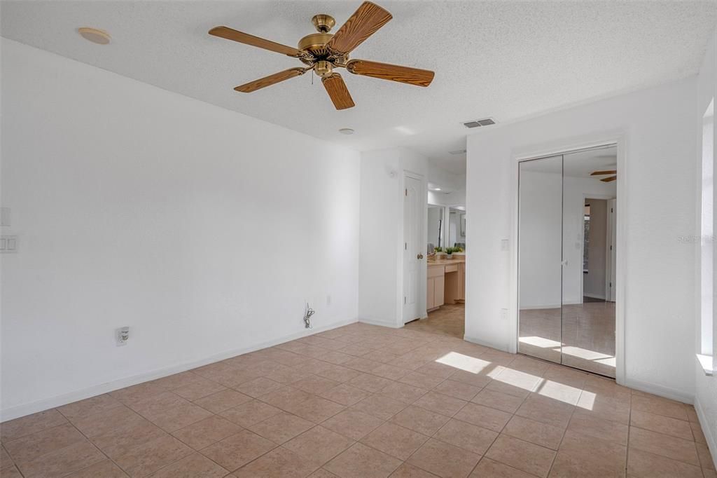 Active With Contract: $337,900 (4 beds, 2 baths, 2141 Square Feet)