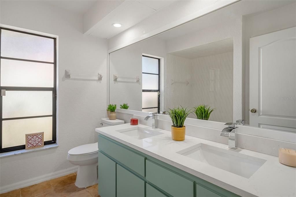 Active With Contract: $337,900 (4 beds, 2 baths, 2141 Square Feet)