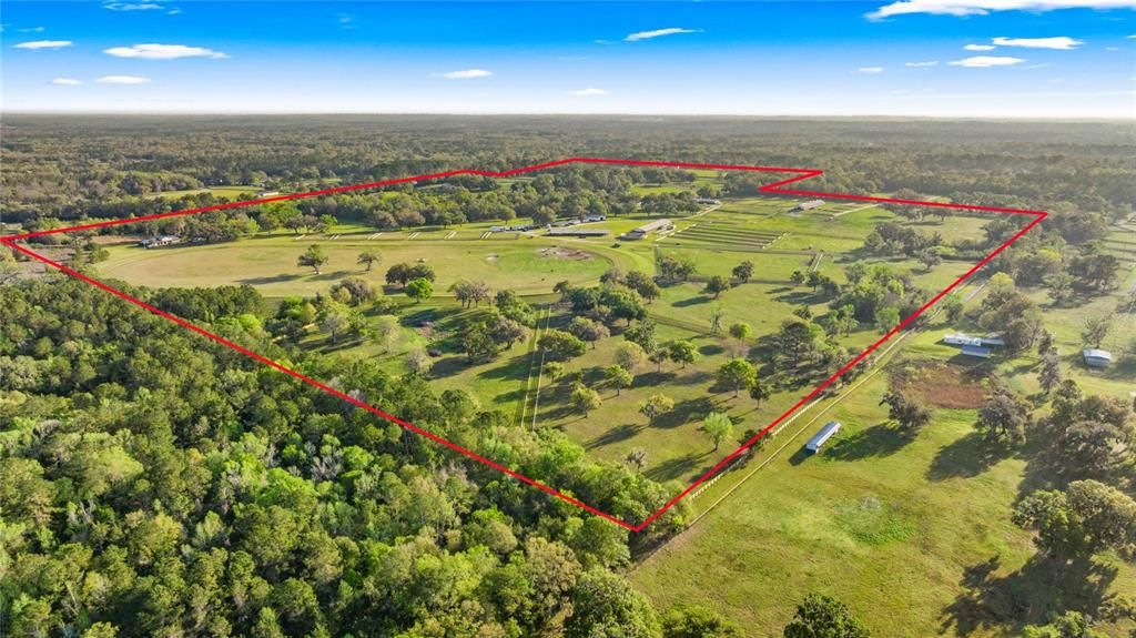 Recently Sold: $9,900,000 (7 beds, 5 baths, 5262 Square Feet)