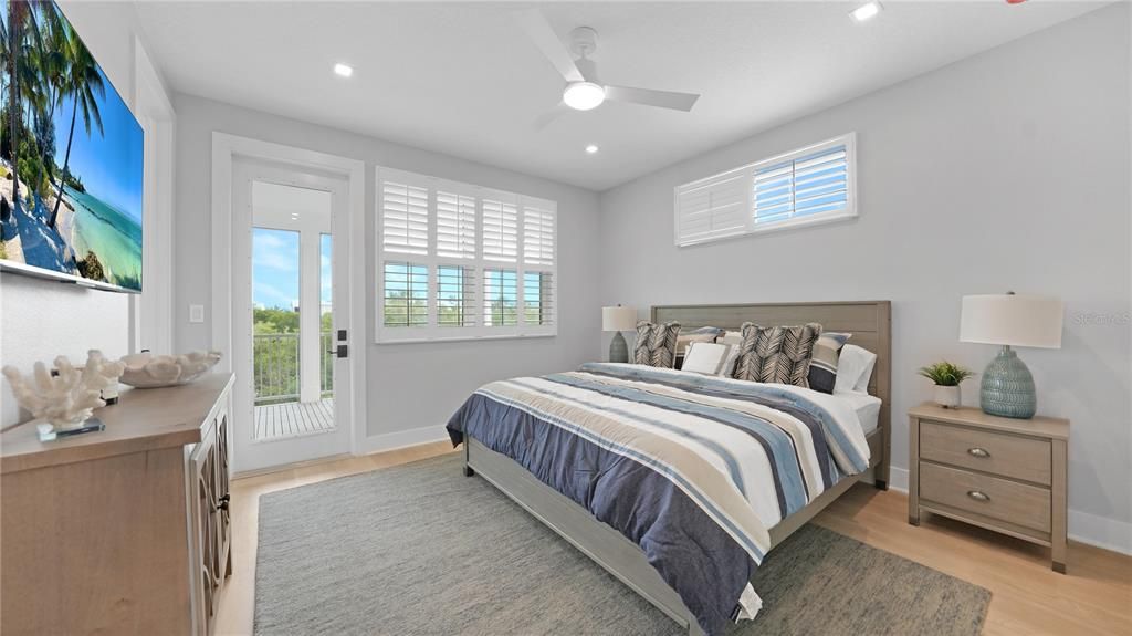 Active With Contract: $1,690,000 (3 beds, 2 baths, 1683 Square Feet)