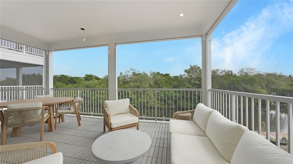 Active With Contract: $1,690,000 (3 beds, 2 baths, 1683 Square Feet)