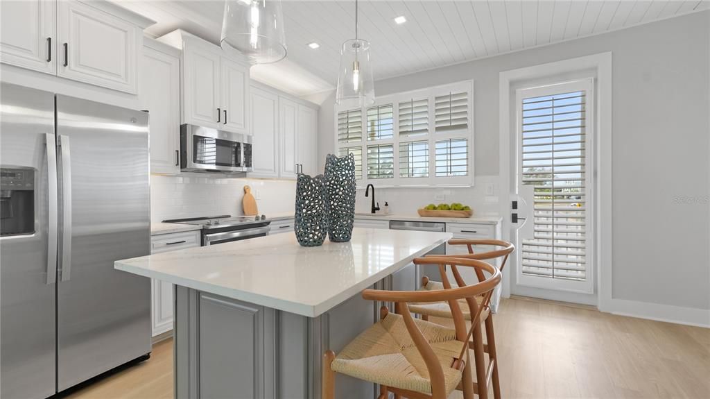 Active With Contract: $1,690,000 (3 beds, 2 baths, 1683 Square Feet)