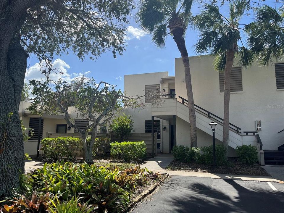 最近租的: $2,200 (2 贝兹, 2 浴室, 1304 平方英尺)