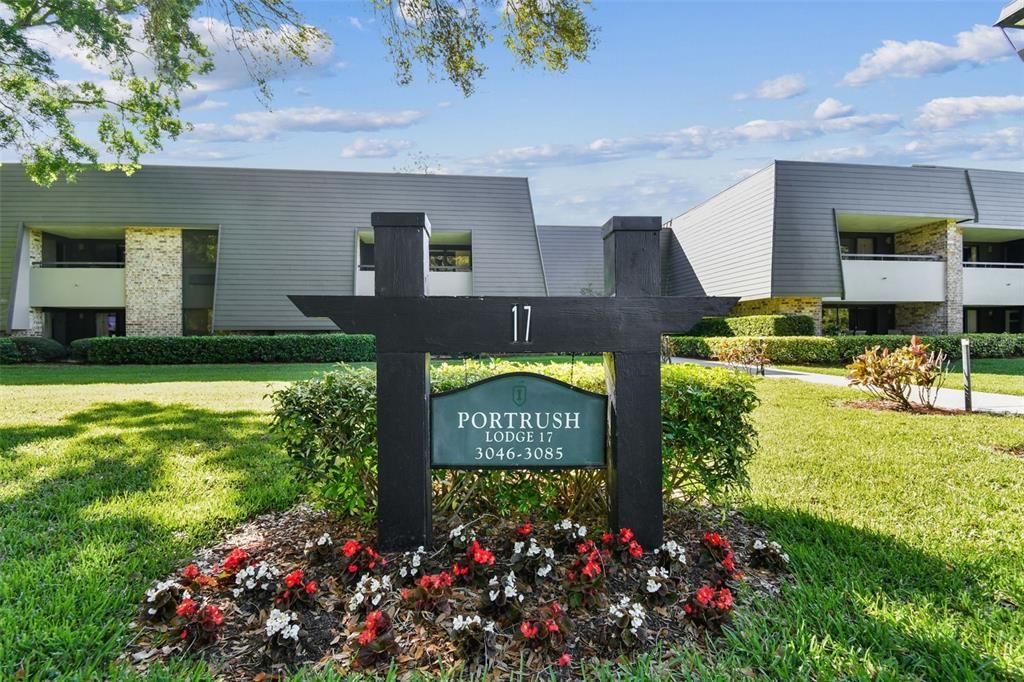 For Sale: $215,000 (1 beds, 1 baths, 610 Square Feet)