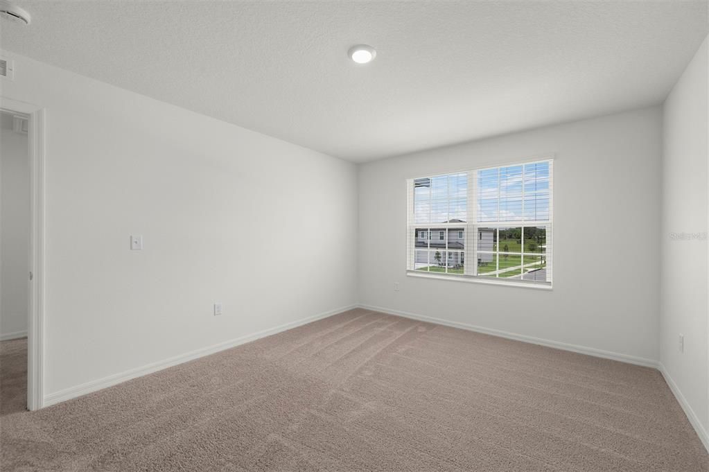 Active With Contract: $343,900 (3 beds, 2 baths, 1505 Square Feet)