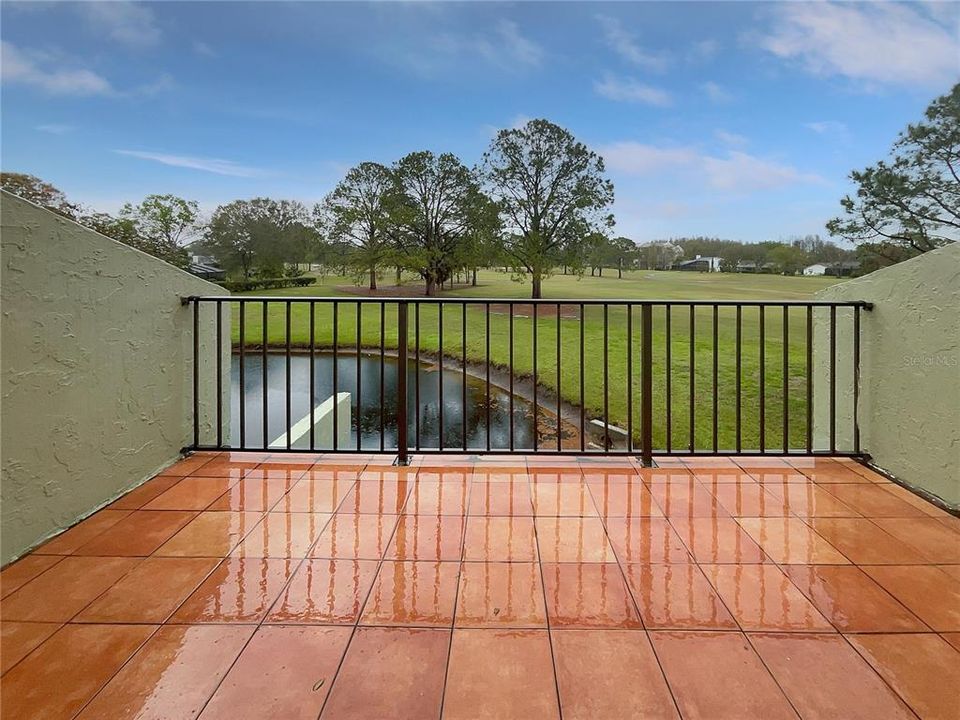 For Sale: $259,000 (2 beds, 2 baths, 1993 Square Feet)