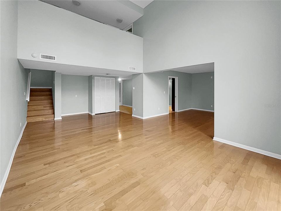 For Sale: $259,000 (2 beds, 2 baths, 1993 Square Feet)