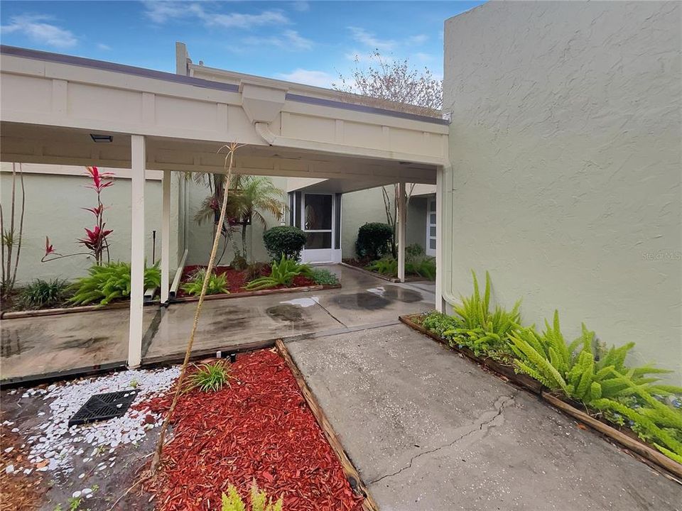 For Sale: $259,000 (2 beds, 2 baths, 1993 Square Feet)