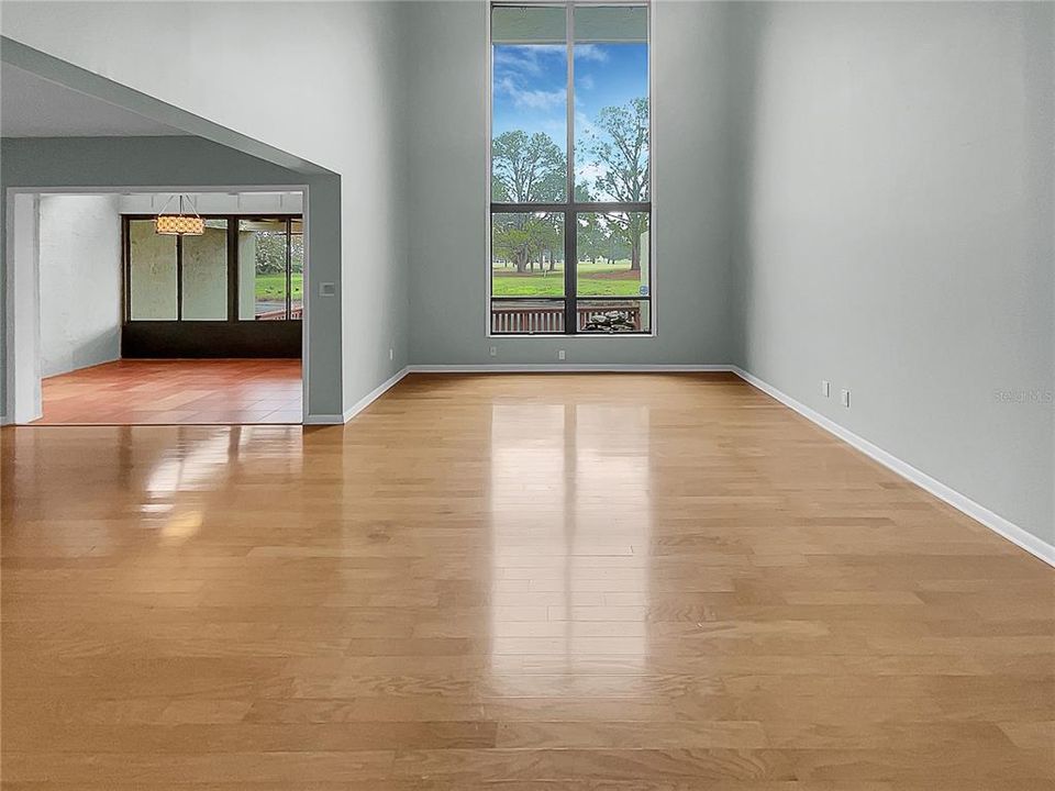 For Sale: $259,000 (2 beds, 2 baths, 1993 Square Feet)