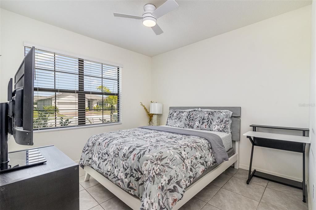 En Venta: $360,000 (4 camas, 2 baños, 1918 Pies cuadrados)