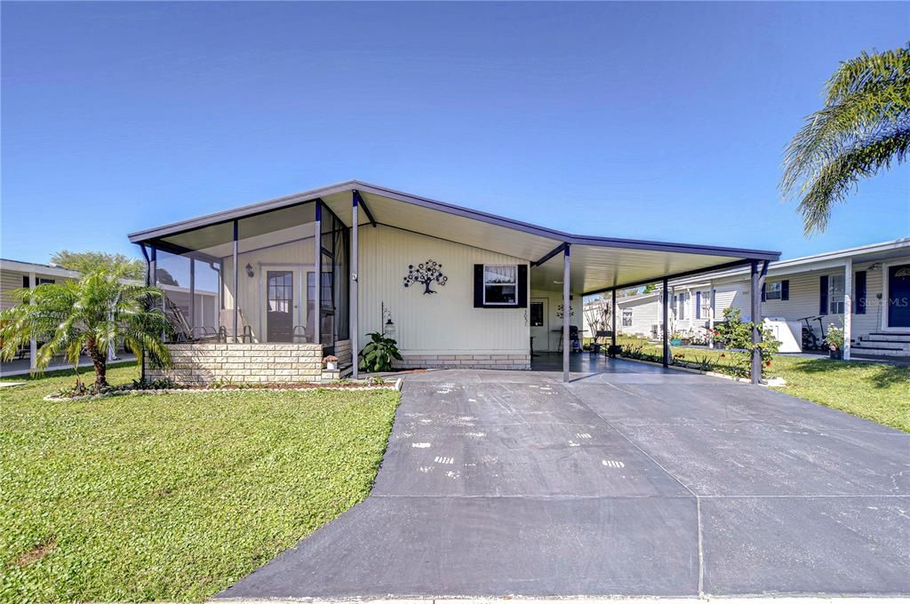 待售: $142,900 (2 贝兹, 2 浴室, 960 平方英尺)