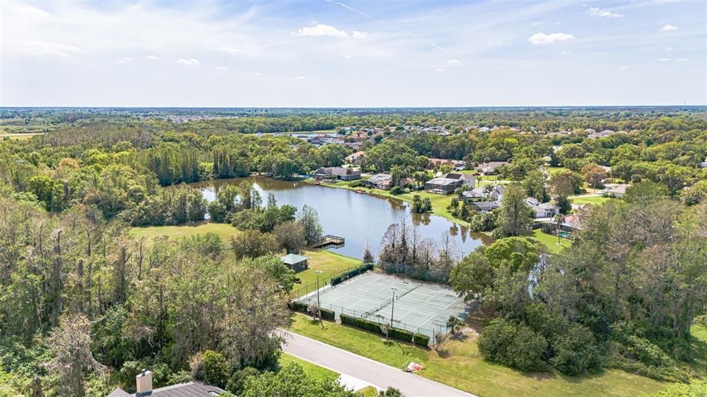 На продажу: $217,500 (0.52 acres)