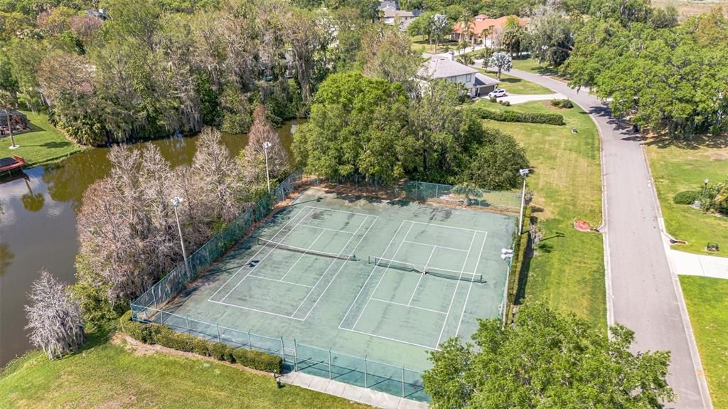 На продажу: $217,500 (0.52 acres)