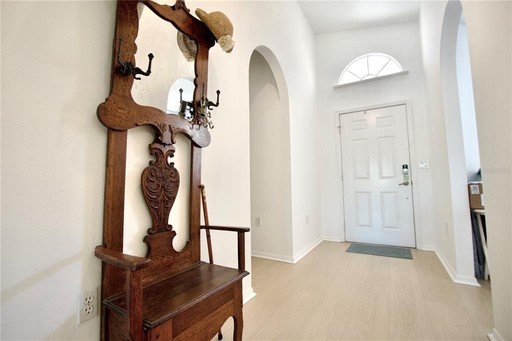 For Sale: $309,500 (2 beds, 2 baths, 1456 Square Feet)