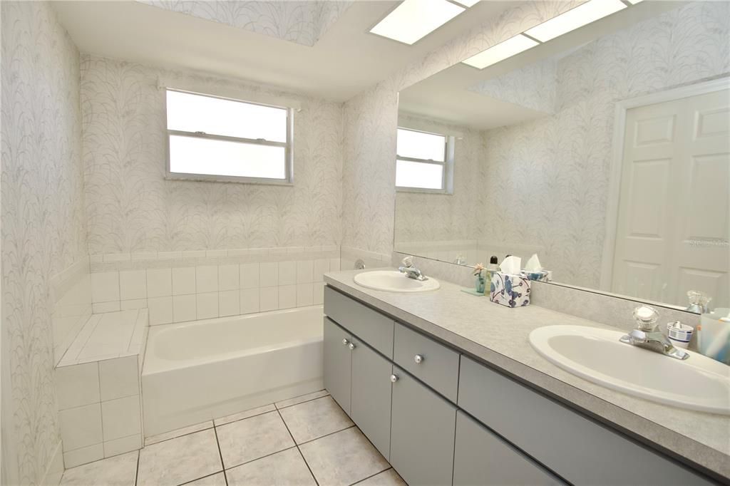 For Sale: $309,500 (2 beds, 2 baths, 1456 Square Feet)