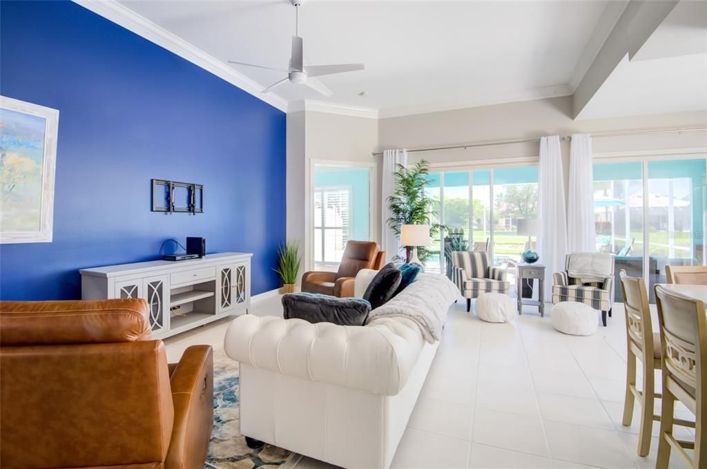 For Rent: $4,700 (3 beds, 2 baths, 2008 Square Feet)