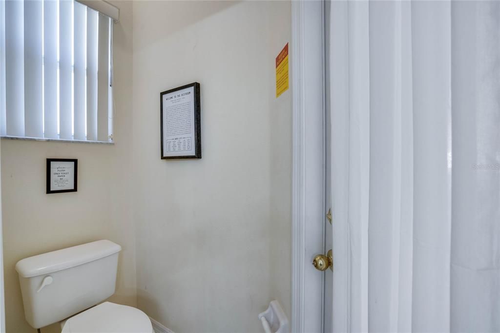 En Venta: $424,900 (4 camas, 3 baños, 1895 Pies cuadrados)