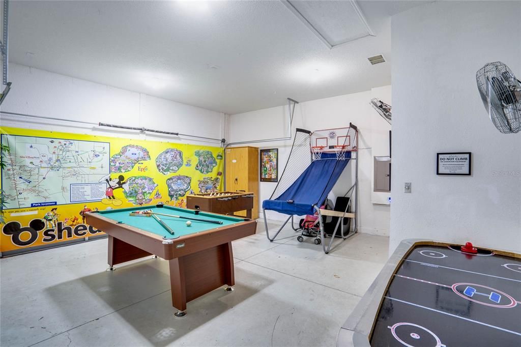 En Venta: $424,900 (4 camas, 3 baños, 1895 Pies cuadrados)