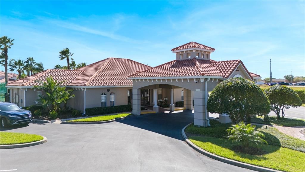 En Venta: $424,900 (4 camas, 3 baños, 1895 Pies cuadrados)