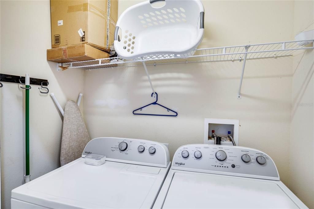 En Venta: $424,900 (4 camas, 3 baños, 1895 Pies cuadrados)