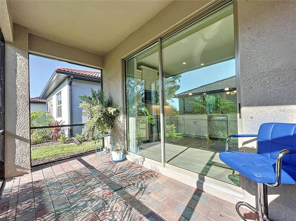 En Venta: $425,000 (2 camas, 2 baños, 1544 Pies cuadrados)