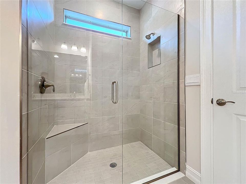 En Venta: $425,000 (2 camas, 2 baños, 1544 Pies cuadrados)