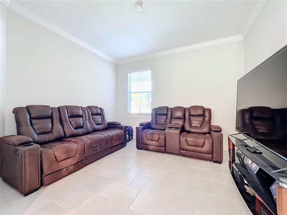 En Venta: $425,000 (2 camas, 2 baños, 1544 Pies cuadrados)