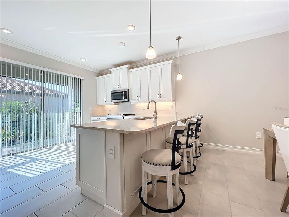 En Venta: $425,000 (2 camas, 2 baños, 1544 Pies cuadrados)