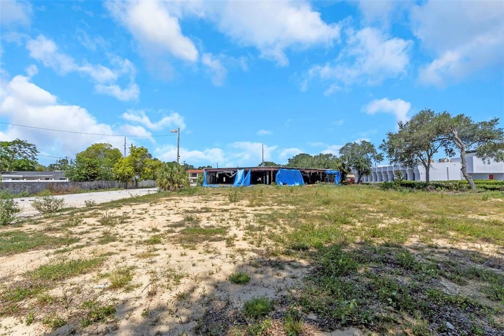 For Sale: $2,450,000 (1.50 acres)