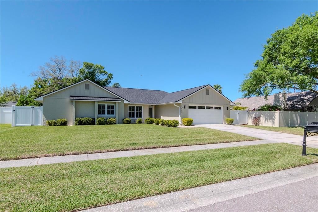 Recently Sold: $600,000 (4 beds, 2 baths, 2056 Square Feet)