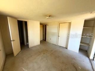 合同活跃: $214,900 (4 贝兹, 2 浴室, 1361 平方英尺)