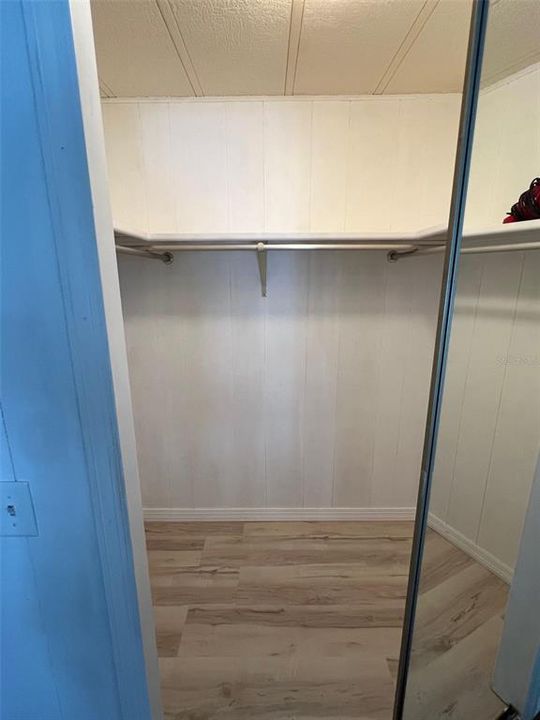 На продажу: $174,000 (2 спален, 2 ванн, 1296 Квадратных фут)