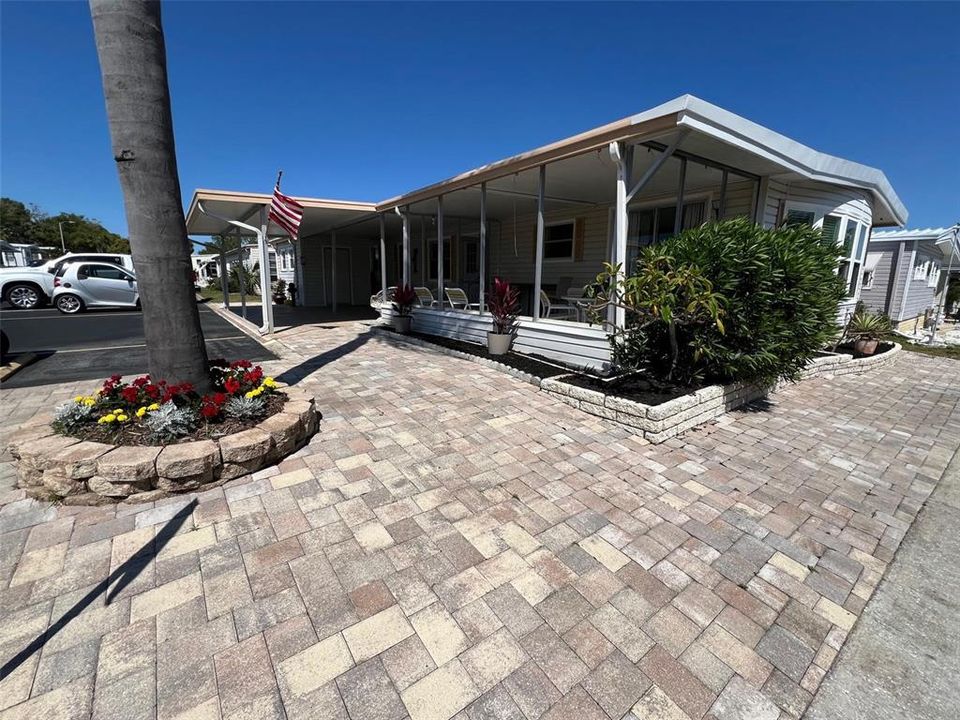 На продажу: $174,000 (2 спален, 2 ванн, 1296 Квадратных фут)