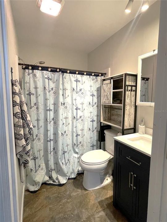 Active With Contract: $399,900 (3 beds, 2 baths, 1222 Square Feet)