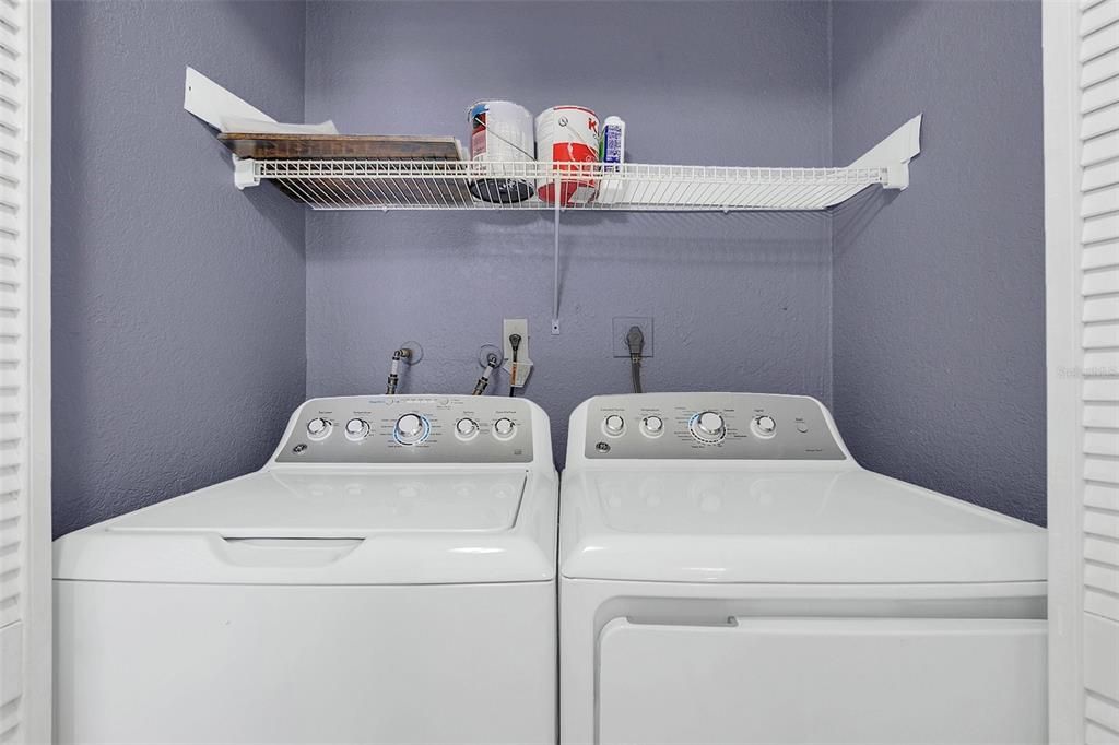 For Sale: $155,000 (2 beds, 2 baths, 976 Square Feet)