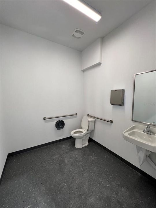 На продажу: $32,400 (0 спален, 0 ванн, 0 Квадратных фут)