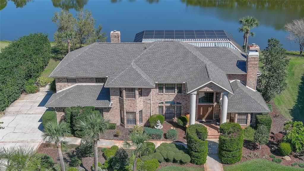 Vendido Recientemente: $975,000 (4 camas, 4 baños, 4481 Pies cuadrados)