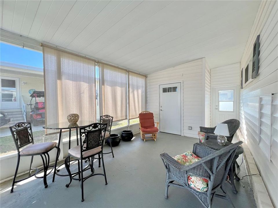 待售: $169,900 (2 贝兹, 2 浴室, 984 平方英尺)